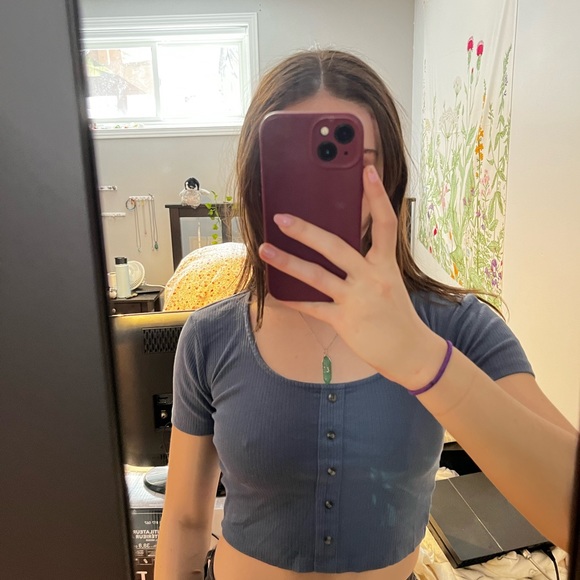 Shirt - Picture 1 of 3